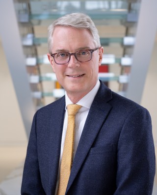 Download Michael Dimock's photo